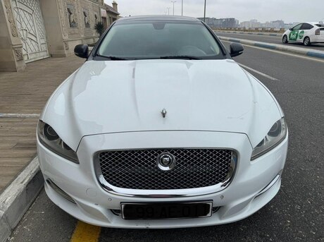 Jaguar XJ L