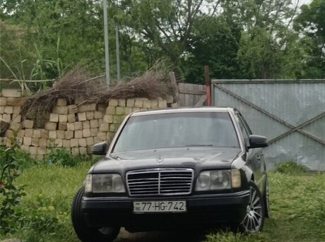 Mercedes E 220 1994