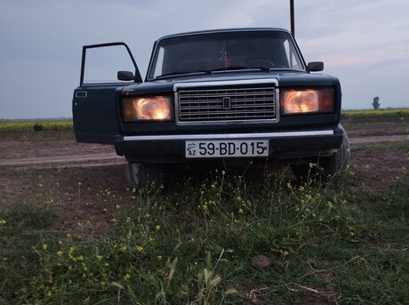 LADA (VAZ) 2107 2000
