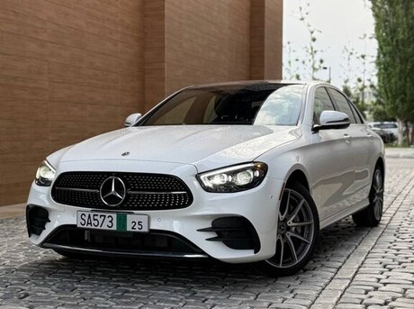 Mercedes E 300 2023