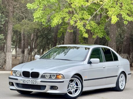 BMW 525