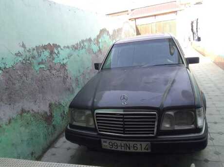Mercedes E 230 1990
