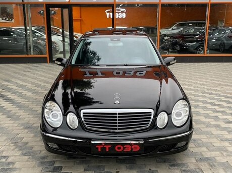 Mercedes E 320