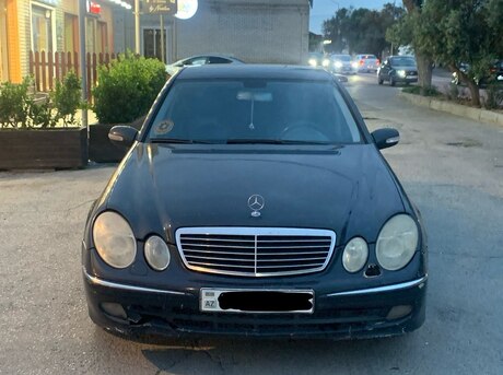 Mercedes E 270 2002