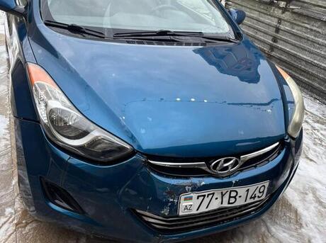 Hyundai Elantra 2013