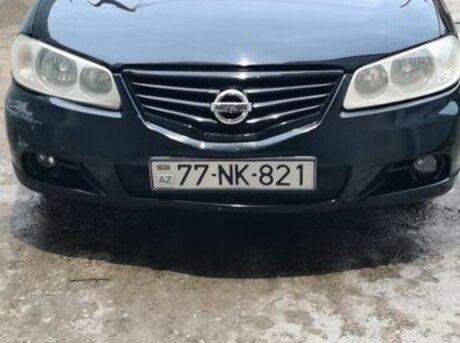 Nissan Sunny 2010