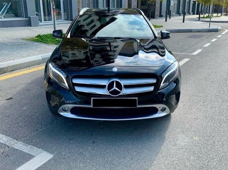 Mercedes GLA 250 4MATIC 2015