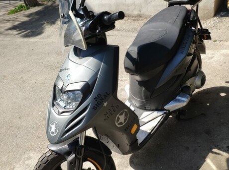 Piaggio Typhoon