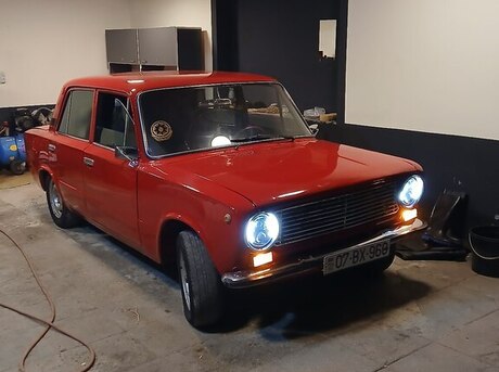 LADA (VAZ) 21011 1981
