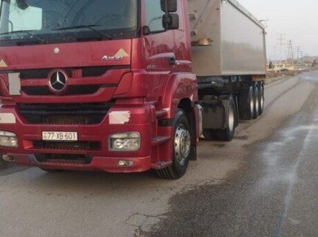Mercedes Axor 1843 2010