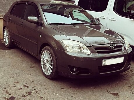 Toyota Corolla 2005