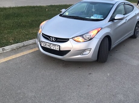 Hyundai Elantra 2013