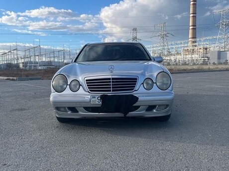 Mercedes E 270 2001