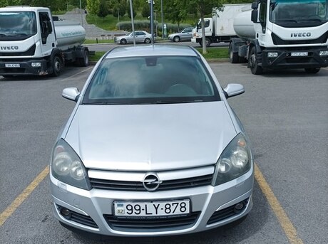 Opel Astra 2004