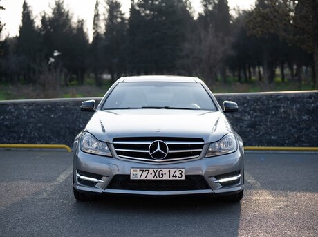 Mercedes C 250