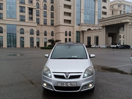 Opel Zafira 2005