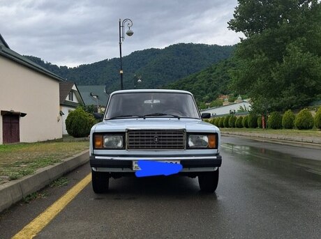 LADA (VAZ) 2107 2010