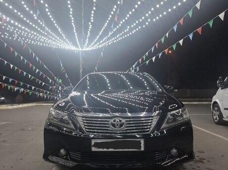 Toyota Camry 2014