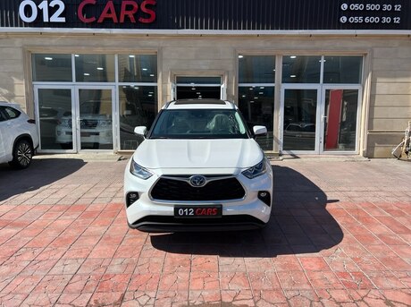 Toyota Highlander 2025