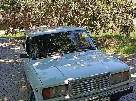 LADA (VAZ) 2107 2004