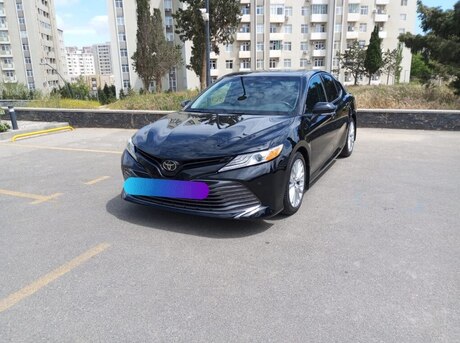 Toyota Camry 2018