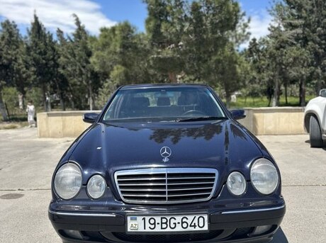 Mercedes E 240 2000