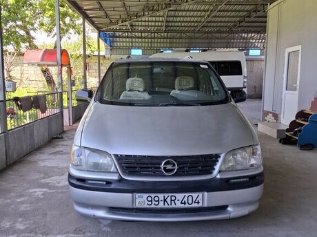 Opel Sintra 1999