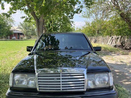 Mercedes E 230 1990