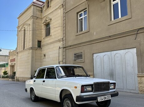 LADA (VAZ) 2107 2010