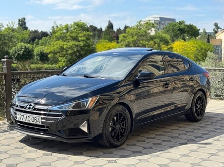 Hyundai Elantra 2019
