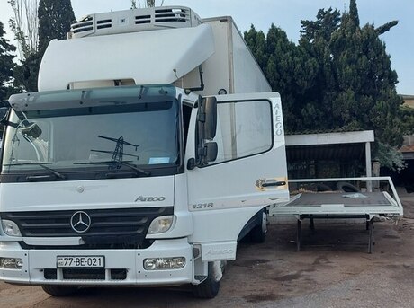 Mercedes Atego 1218