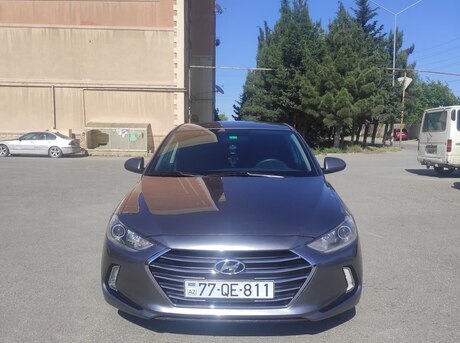 Hyundai Elantra 2017