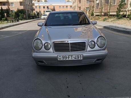 Mercedes E 240 1998