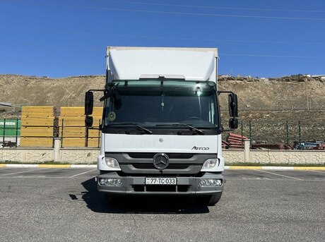 Mercedes Atego 818