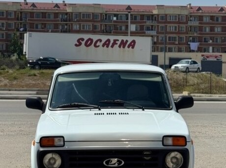 LADA (VAZ) Niva 2013