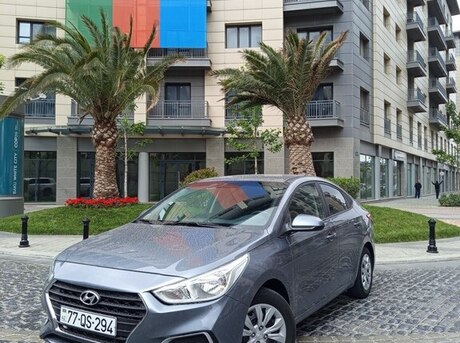 Hyundai Accent