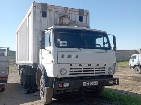 KamAz 53212 1990