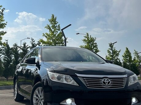 Toyota Camry 2014