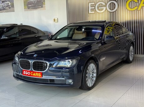 BMW 740
