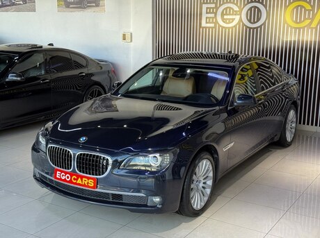 BMW 740