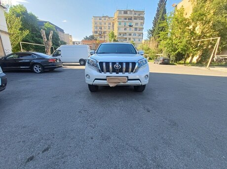 Toyota Land Cruiser Prado 2014
