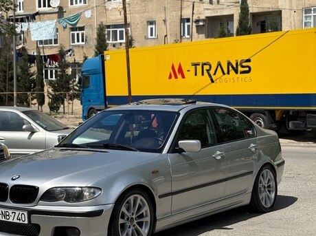 BMW 325 2004