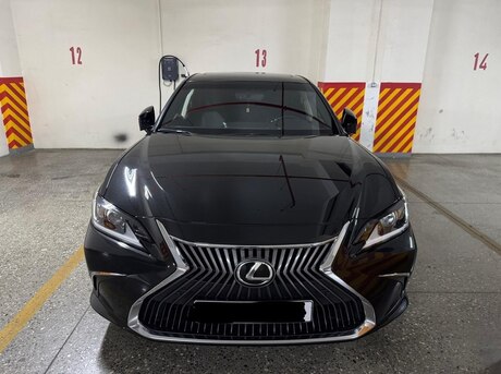 Lexus ES 250 2019