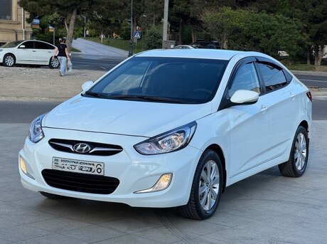 Hyundai Accent 2011