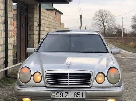 Mercedes E 230 1996