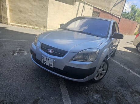 Kia Rio 2005