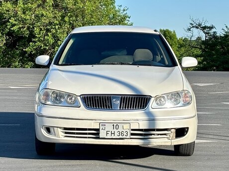 Nissan Sunny 2004