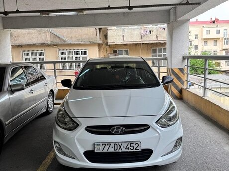 Hyundai Accent 2014