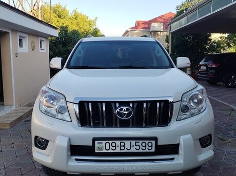 Toyota Land Cruiser Prado 2010