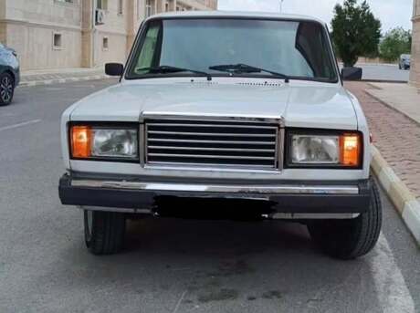 LADA (VAZ) 2107 2001